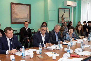 За «круглым столом» – об итогах выборов